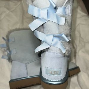 Nwot UGG Bailey Bow boot